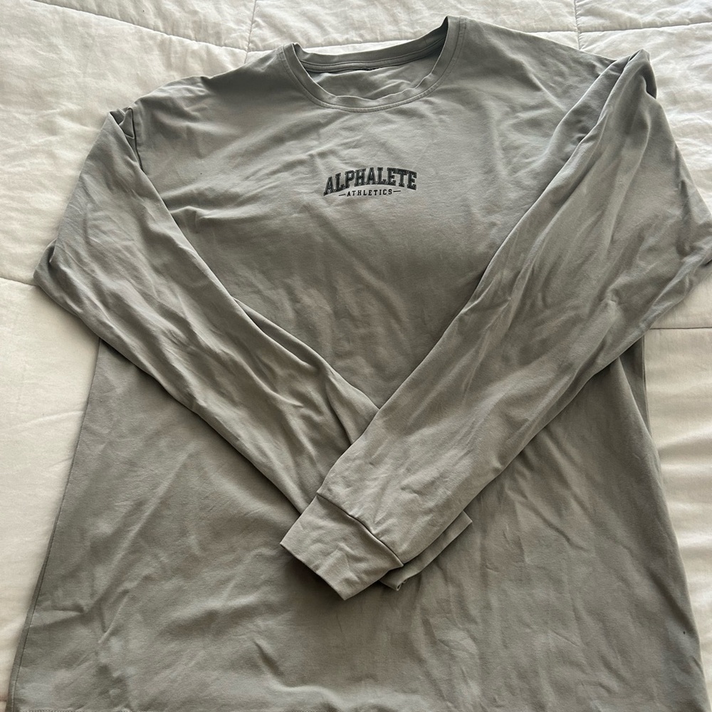 Alphalete long sleeve